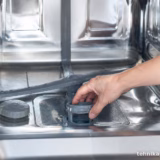 Whirlpool WSFO 3O23 PF X не зливає воду