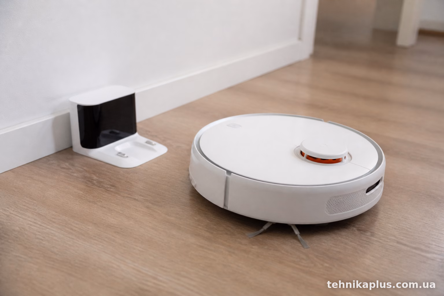 Xiaomi Robot Vacuum E10 не заряджається: причини та рішення